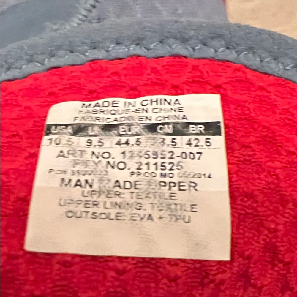 Under Armour Men's Gray and Red Athletic Shoes - Picture 3 of 5
